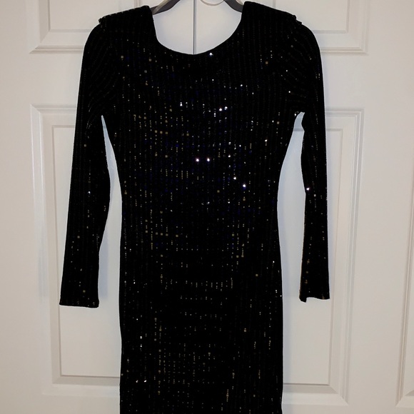 Midi length sequined dress! Great stretch. - Picture 3 of 7